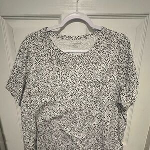 Amazon Essentials Black and White Patterned Women's Tee